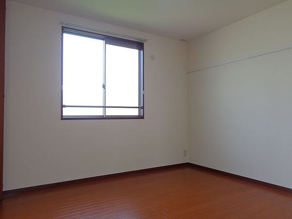 画像20:寝室として最適な北側洋室のスペースです
