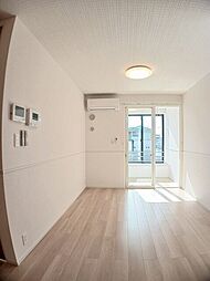 メゾン　ソレイユ 102 1階1LDKのリビング/ダイニング