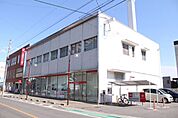 銀行「三菱東京ＵＦＪ銀行まで150m」