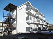 日当たりの良い3階建のマンション