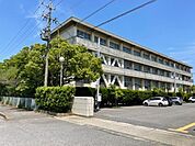 中学校「町立一色中学校まで2600m」