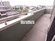 広々使えるベランダです!