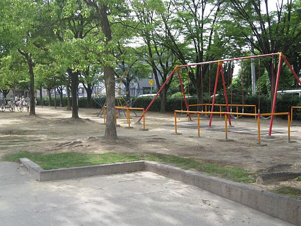 画像22:公園「小沢公園まで30m」