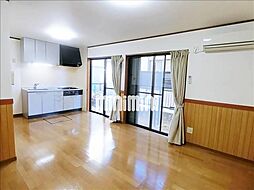 居間
