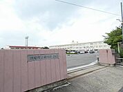 中学校「清須市立新川中学校まで1910m」