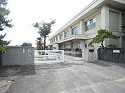 中学校「稲沢市立大里中学校まで1678m」