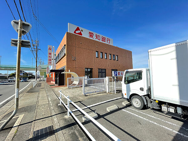 画像24:銀行「愛知銀行小牧西支店まで729m」