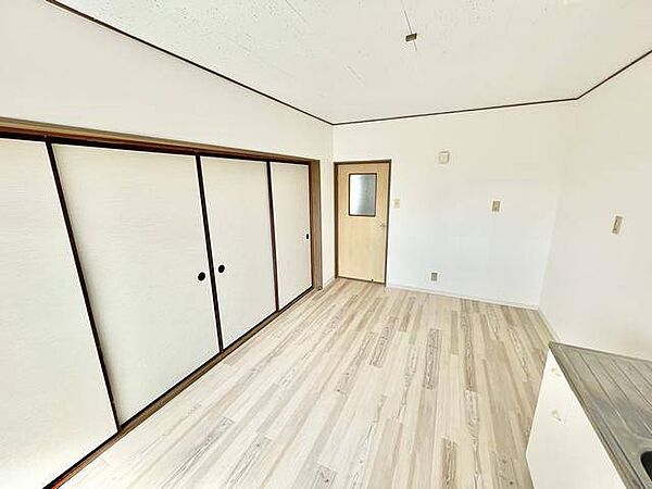 クレセントハイツ ｜愛知県東海市名和町南三ケ月(賃貸マンション2DK・3階・48.60㎡)の写真 その3