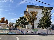 幼稚園、保育園「鬼崎西保育園まで70m」