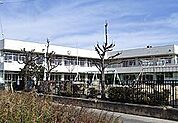 幼稚園、保育園「知多市立八幡保育園まで758m」