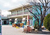 幼稚園、保育園「梅が丘幼稚園まで890m」