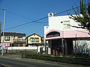 病院「内山クリニックまで60m」