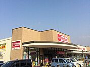 スーパー「マックスバリュ知多新知店まで1700m」