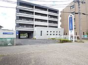 病院「いわくら耳鼻咽喉科まで810m」