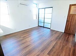 ベリアス　ウルス 2階1LDKのリビング/ダイニング