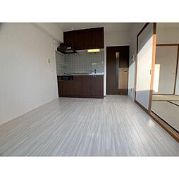 プランドール藤井 2階2DKのリビング/ダイニング