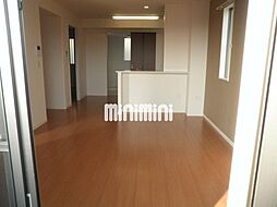 サンシャインヒルズ 1階1LDKのリビング/ダイニング