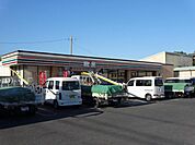コンビニ「セブンイレブンまで770m」