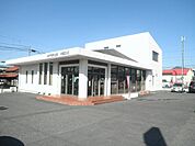 銀行「瀬戸信用金庫まで800m」