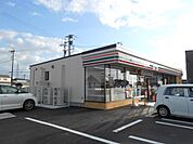 コンビニ「セブンイレブンまで430m」