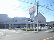 スーパー「バローまで280m」