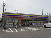 コンビニ「ミニストップまで70m」