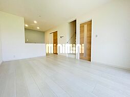 リーブルファイン川部III 103 1階3LDKのリビング/ダイニング