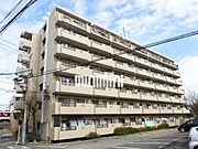 南向きの日当たりの良いマンションです。