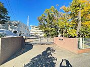 小学校「北名古屋市立五条小学校まで1079m」