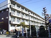 小学校「市立師勝西小学校まで1200m」