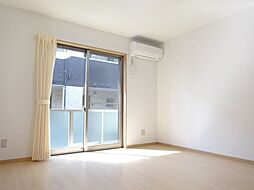 カーサ・ドマーニ　I 1階1Kのリビング/ダイニング