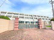 中学校「弥富市立弥富北中学校まで831m」