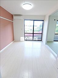 ラ・コリーナＢ