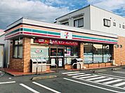 コンビニ「セブンイレブンまで760m」