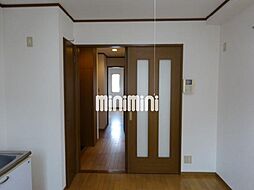 居間