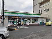 コンビニ「ファミリーマート藤枝一丁目店まで482m」