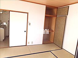居間