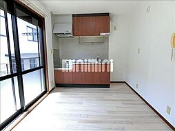 居間