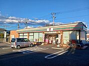 コンビニ「セブンイレブン富士市青葉町店まで932m」
