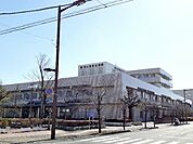 病院「市立病院まで70m」