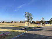 公園「石津西公園まで651m」