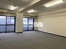 第2岐阜県ビル 8階1Kのリビング/ダイニング