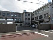 小学校「岐阜市立茜部小学校まで1669m」