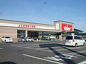 スーパー「バローまで2000m」