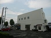 銀行「岐阜信用金庫まで410m」