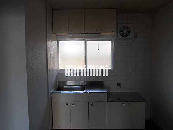 画像5:収納が多く使いやすいきれいなキッチンです。