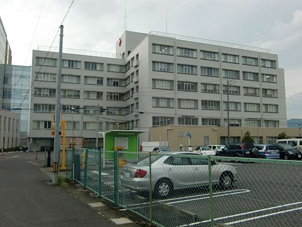 画像23:病院「岐阜赤十字病院まで300m」