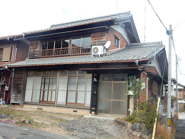 粟野西一丁目戸建 1｜岐阜県岐阜市粟野西１丁目(賃貸一戸建5DK・2階・106.00㎡)の写真 その1