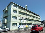 4階建てのマンション
