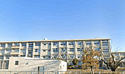 小学校「岐阜市立城西小学校まで1365m」